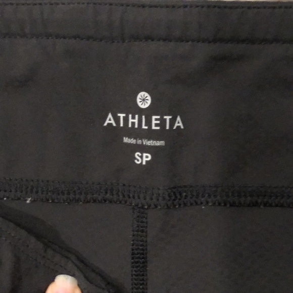 Athleta Pants & Jumpsuits Athleta Cropped Leggingsyoga Pants